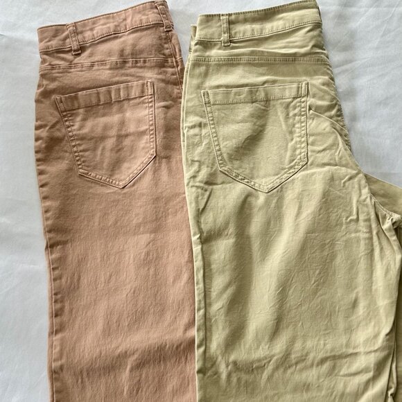 Old Navy High-Waisted Crop Chino Wide Leg Pant Size 6 Tall Two pair LIKE NEW - Picture 4 of 12